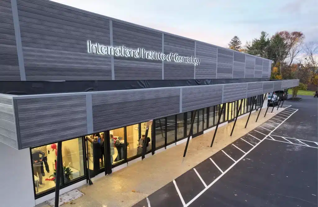 657 silas deane hwy location