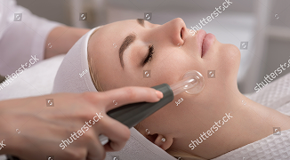 Eyelash Technician Icon